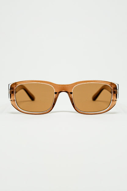 Q2 Oval Sunglasses with High Gloss Transparent Camel Frames