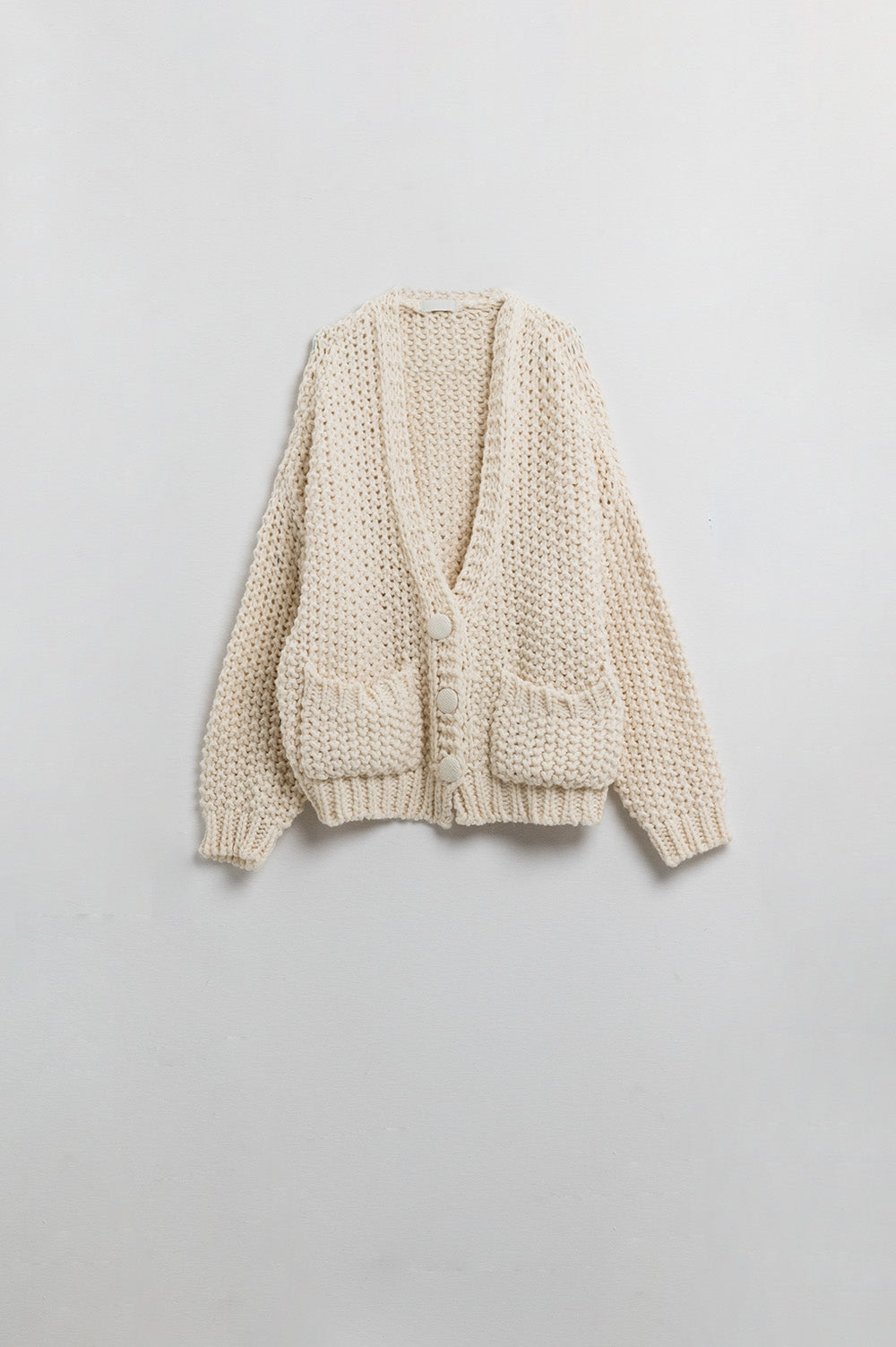 Q2 Oversized beige chunky knit jacket with pockets