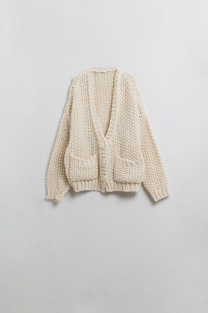 Q2 Oversized beige chunky knit jacket with pockets
