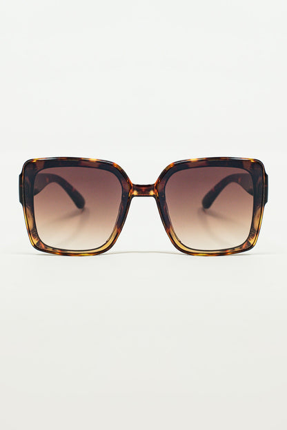 Q2 Oversized square Cat Eye Sunglasess in Brown