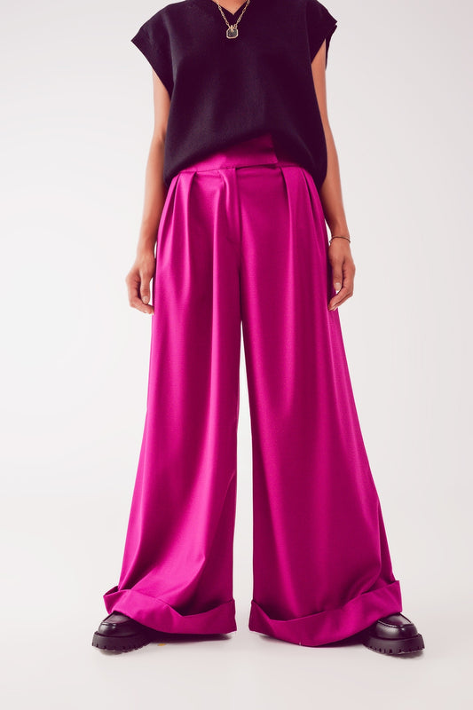 Q2 Pleated wide leg pants in fuchsia