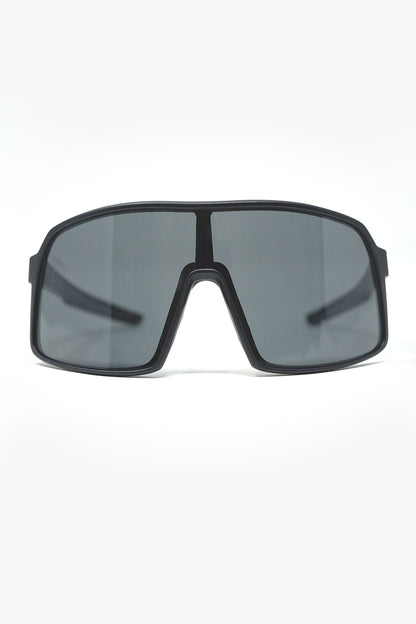 Q2 Polarized Sport Sunglasses in Black