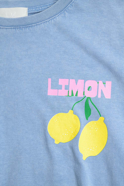 relaxed blue t-shirt with lemon print