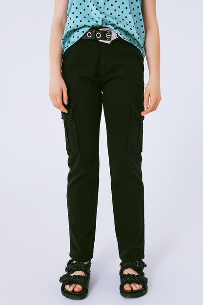 Relaxed cargo pants in black