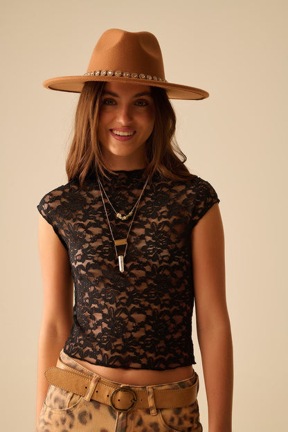 Romantic Lace T-shirt With Cap Sleeves in Black