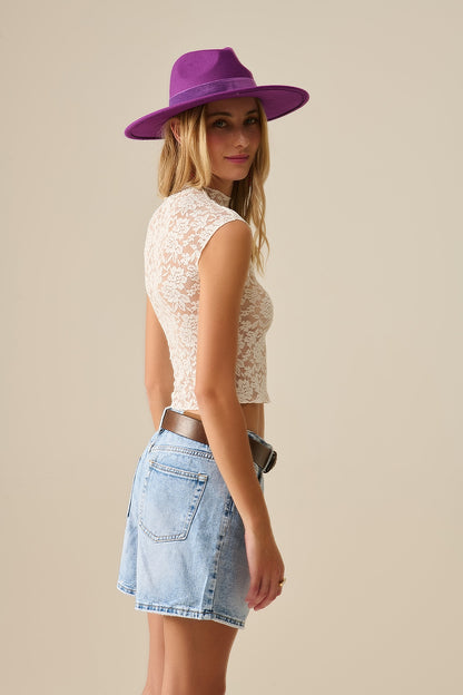 Romantic Lace T-shirt With Sleeveless in White