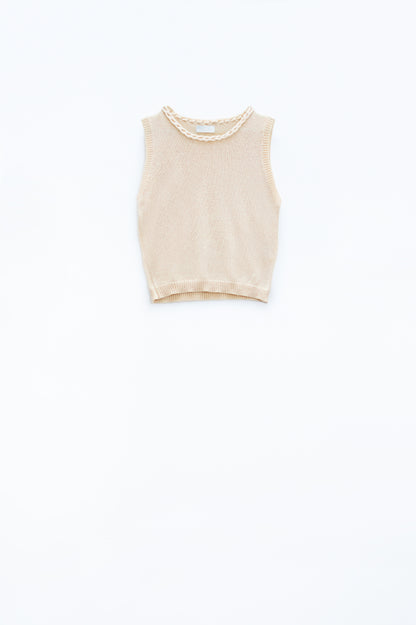 Q2 Sleeveless beige Sweater With Crew Neckline And Braid Detail At Neckline