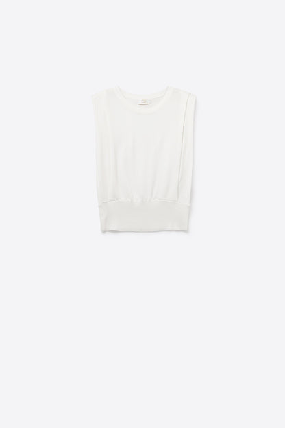 Q2 Sleeveless Knited sweater With Shoulder Drape in White