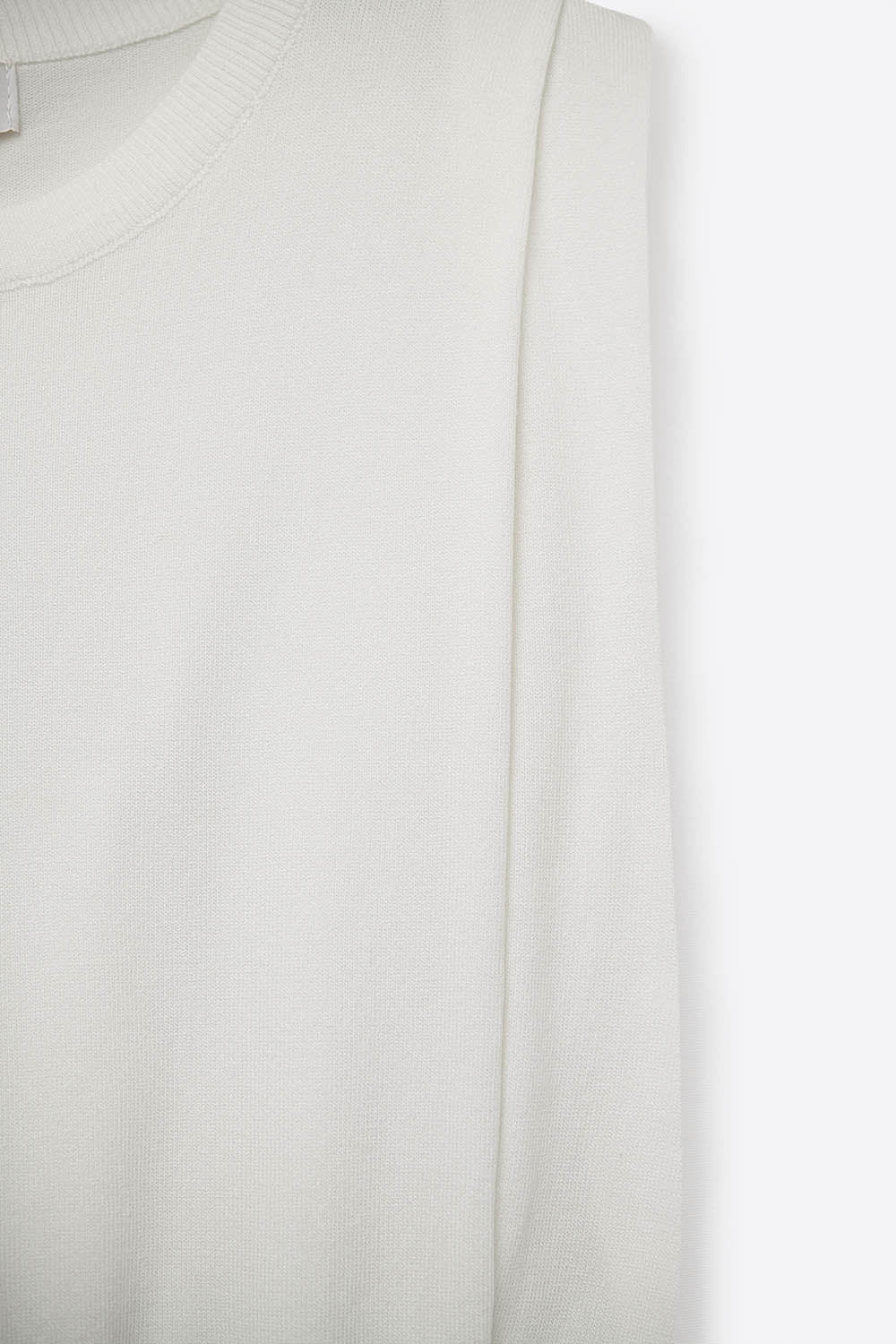 Sleeveless Knited sweater With Shoulder Drape in White