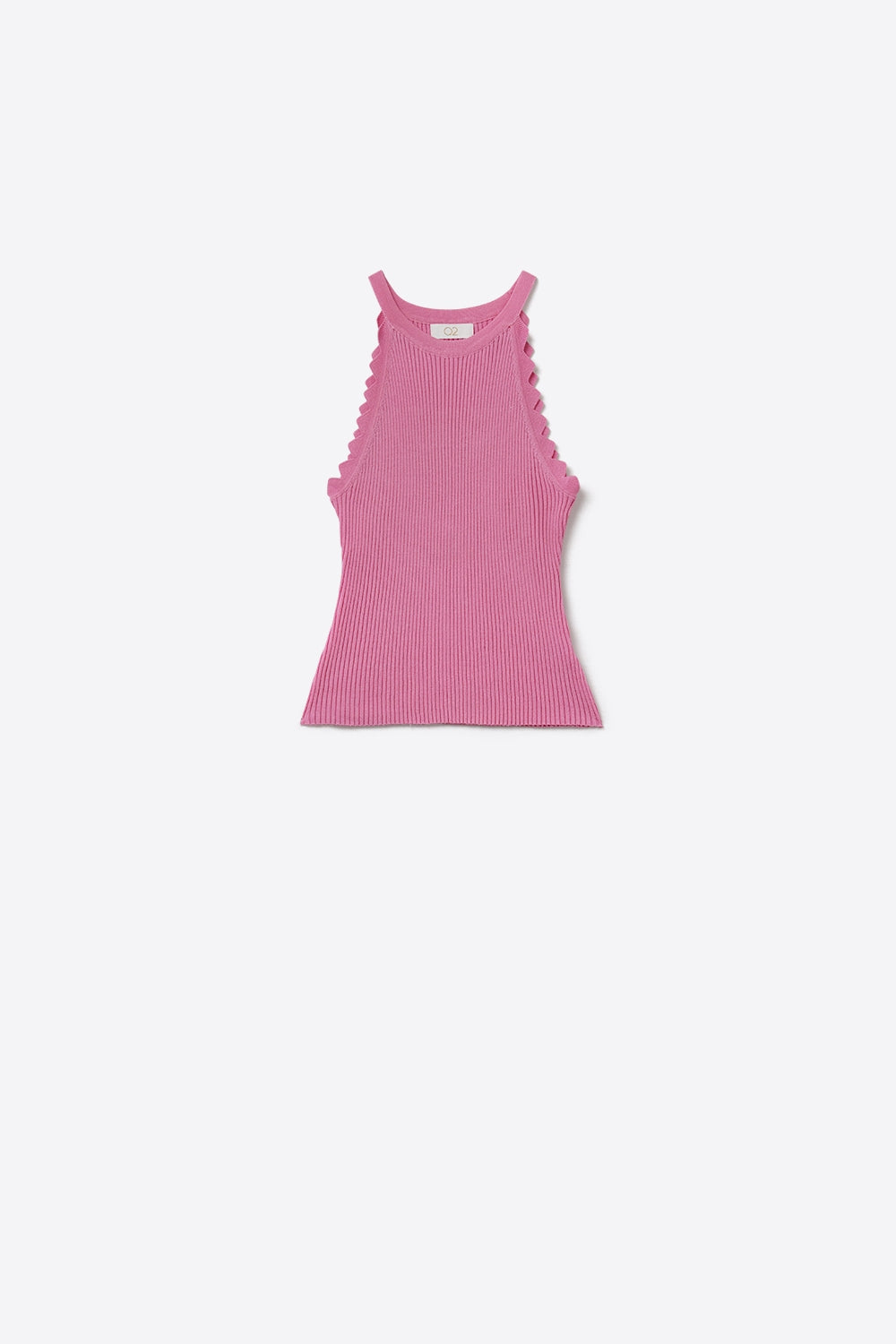 Sleeveless pink top with wave details