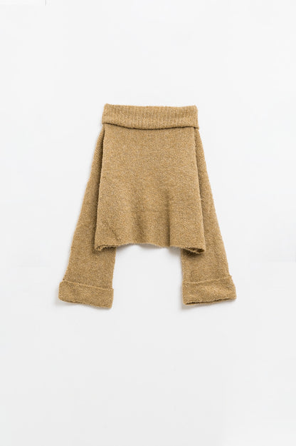 Q2 soft knitted high neck sweater in camel color