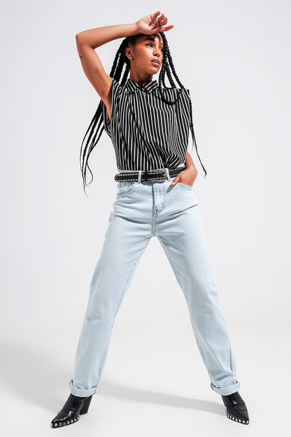 Straight leg jeans in vintage lightwash