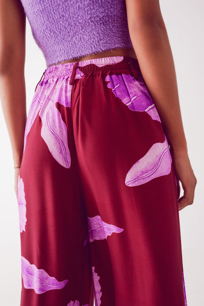 Straight leg pants in fuchsia abstract flower
