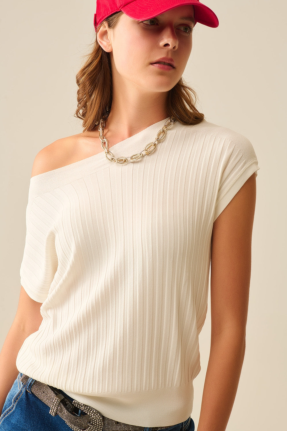 White fine Rib knitted Sweater with boat neck