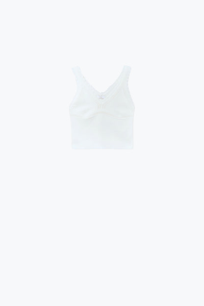 Q2 White Knit V-Neck Top with Scalloped Edges
