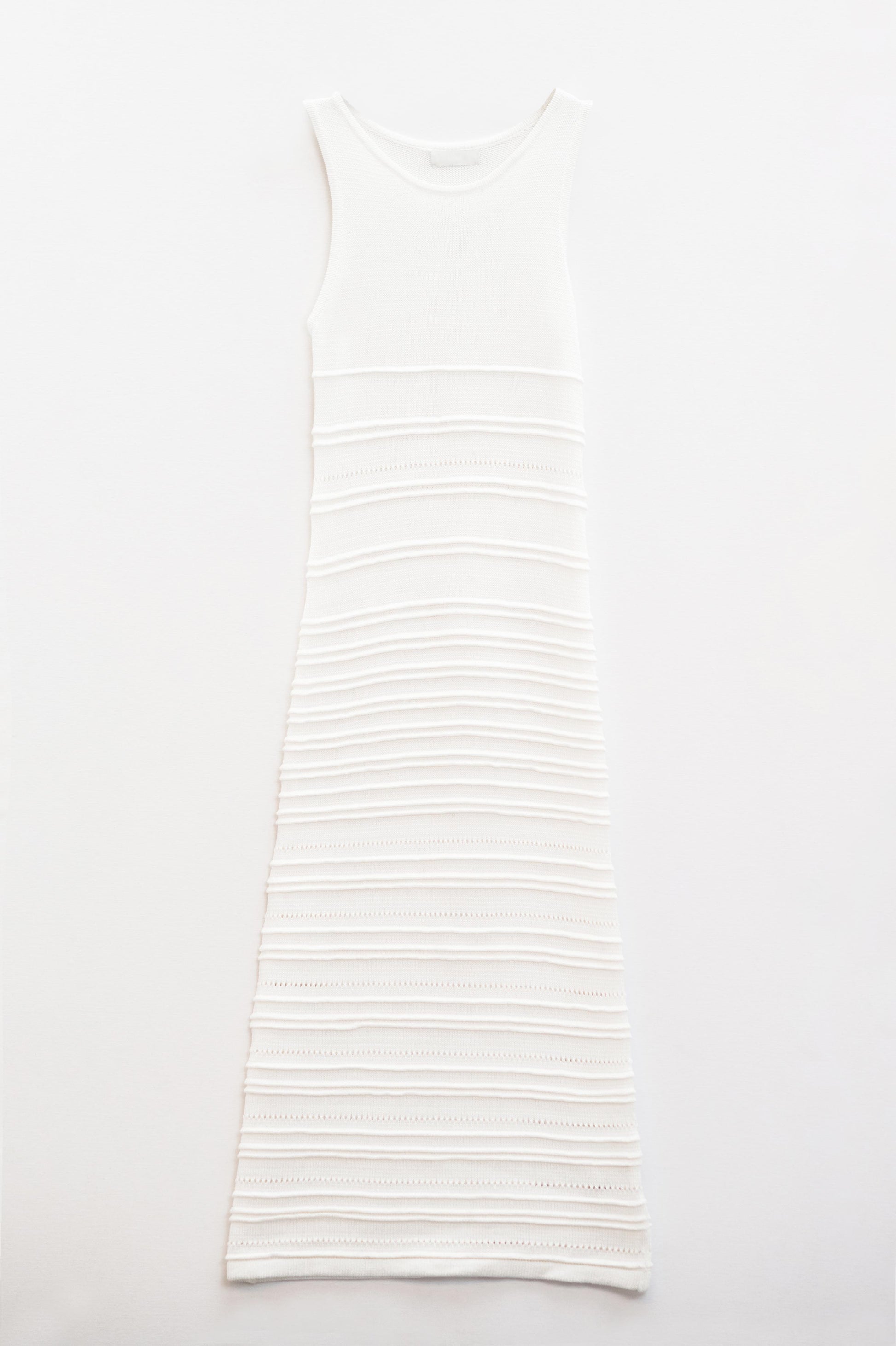 Q2 White Maxi Crochet Sleeveless Knitted Dress