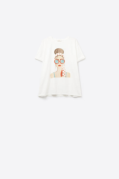 Q2 White T-shirt made in Italy with a vintage girl graphic